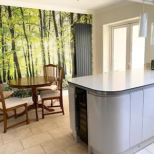 Holiday home Spacious Five-bedroom House Close To Centre - Orchid House, York