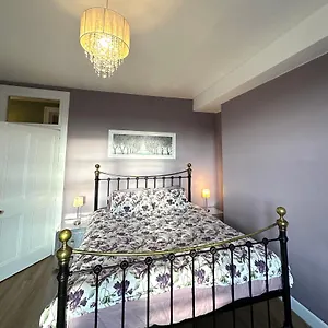 Cosy In Centre , 2 Bedroom1 Bathroom Apartment Edinburgh